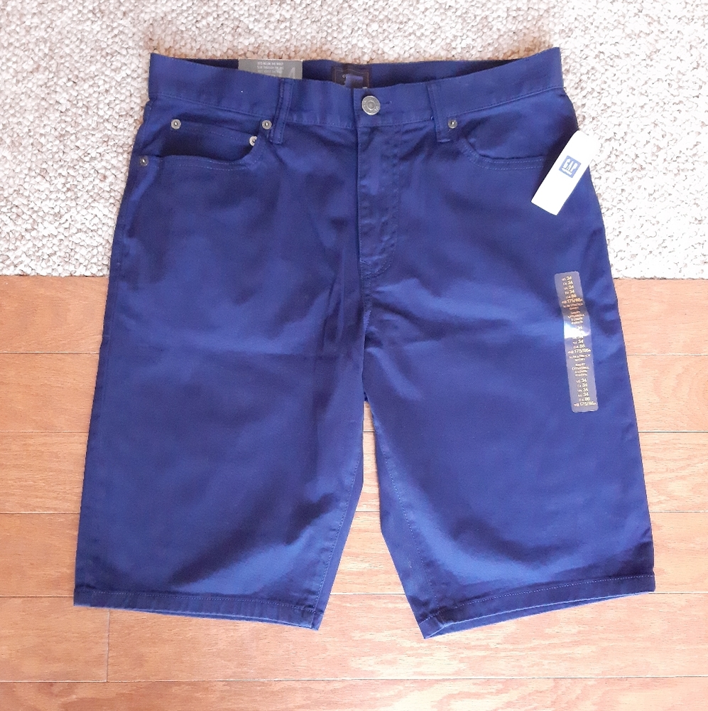 NWT Gap Blue Khaki Slim Stretch Shorts size 31